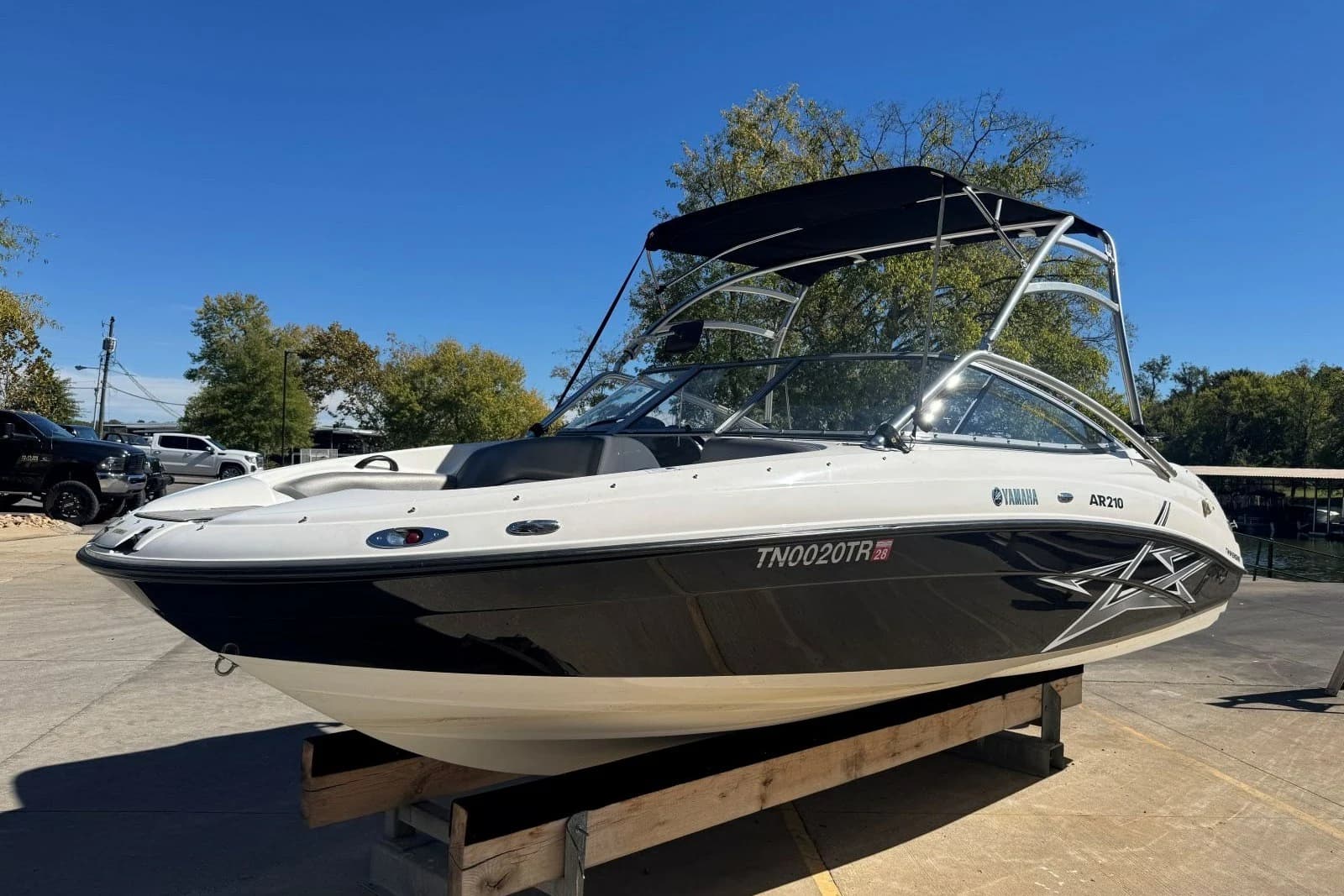2011 Yamaha Boats AR210 — Hendersonville, TN (photo 2)