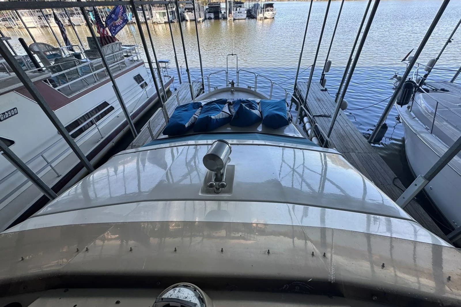 1988 Mainship Mediterranean 35 — Hendersonville, TN (photo 11)