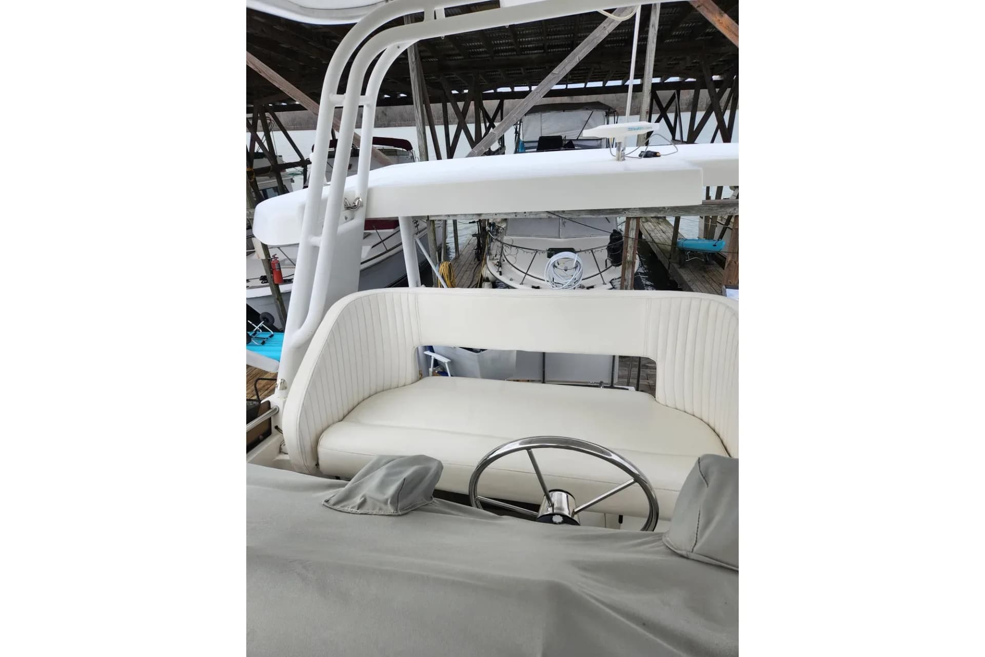 1996 Silverton 34 Motor Yacht — Fulton, MS (photo 10)