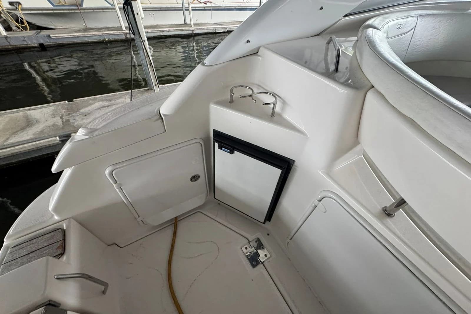 2006 Regal 3060 Window Express — Hendersonville, TN (photo 9)