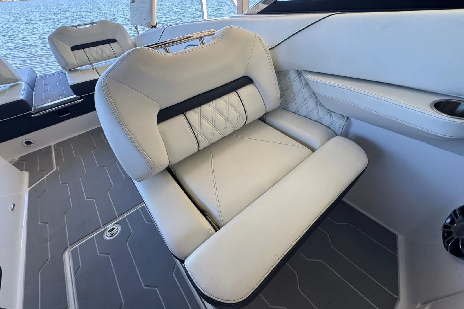 2022 Regal LS6 Surf — Hendersonville, TN (photo 26)