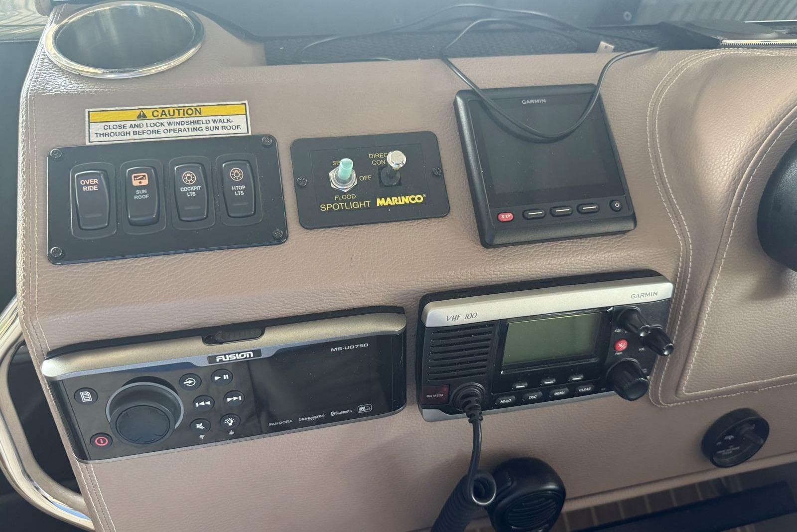 2016 Regal 46 Sport Coupe — Guntersville, TN (photo 30)