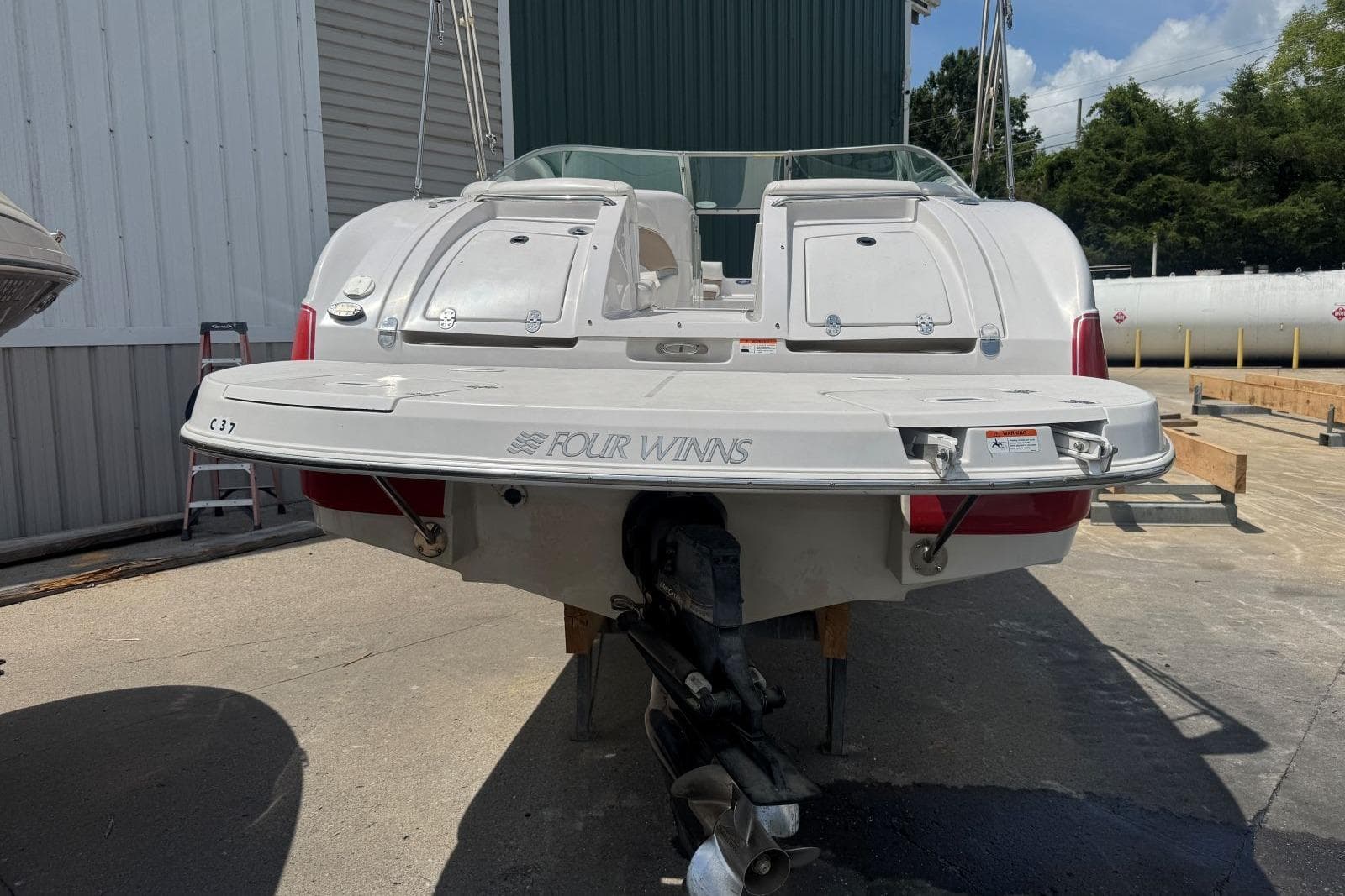 2005 Four Winns 234 Funship — Hendersonville, TN (photo 4)