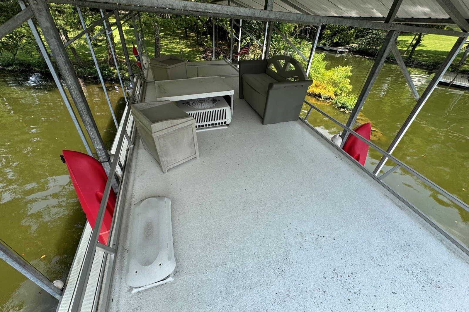 2011 Catamaran Cruisers Lil Hobo 31 — Hendersonville, TN (photo 17)