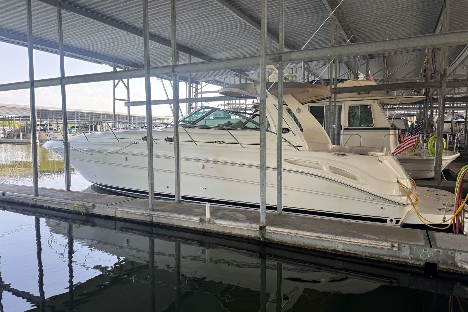 2003 Sea Ray 410 Sundancer — Hendersonville, TN (photo 4)