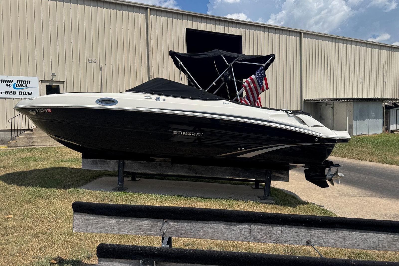 2017 Stingray 235 LR — Hendersonville, TN (photo 57)