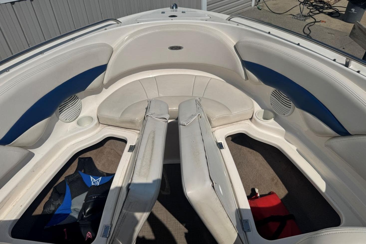 2001 Chaparral 220 SSi — Hendersonville, TN (photo 30)