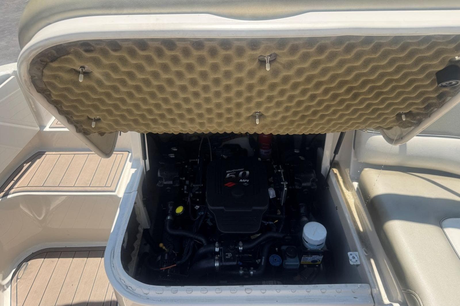 2006 Sea Ray 220 Sundeck — Hendersonville, TN (photo 38)