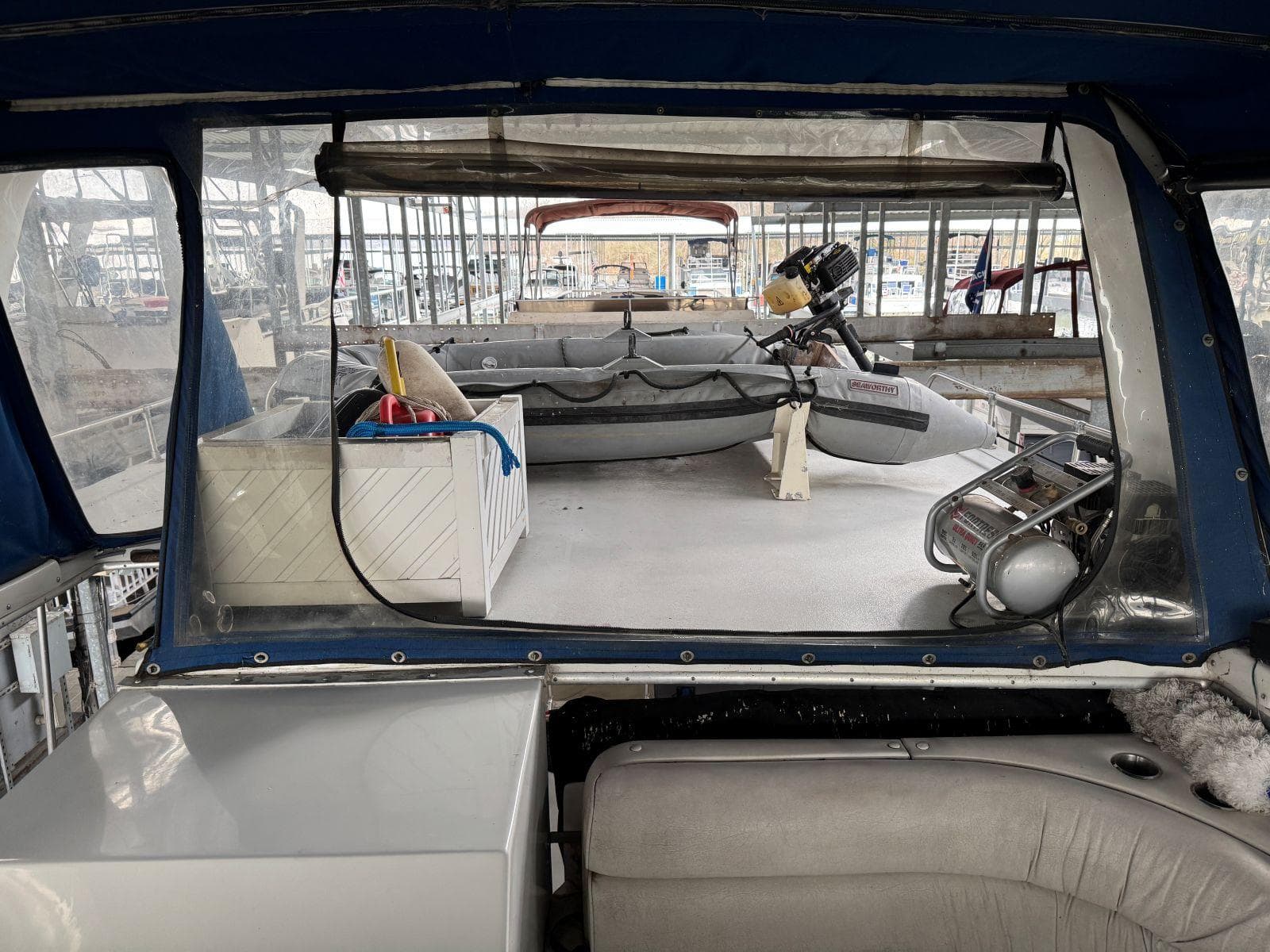 1988 Chris-Craft 426 Catalina — Hendersonville, TN (photo 16)