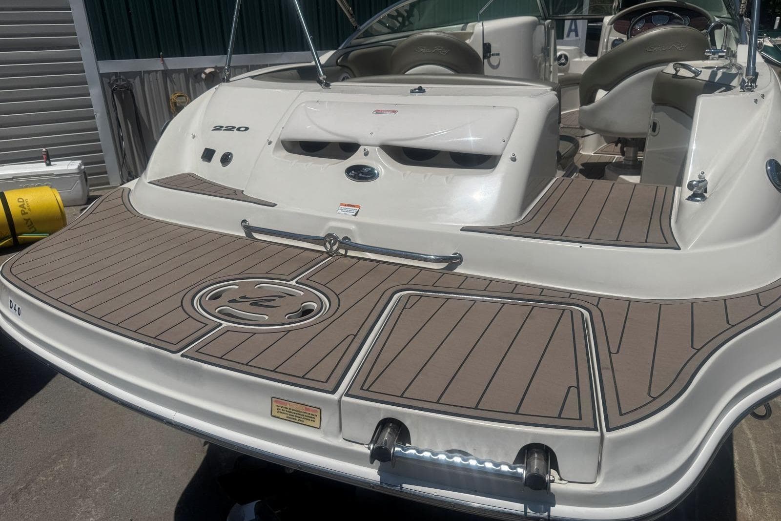 2006 Sea Ray 220 Sundeck — Hendersonville, TN (photo 13)