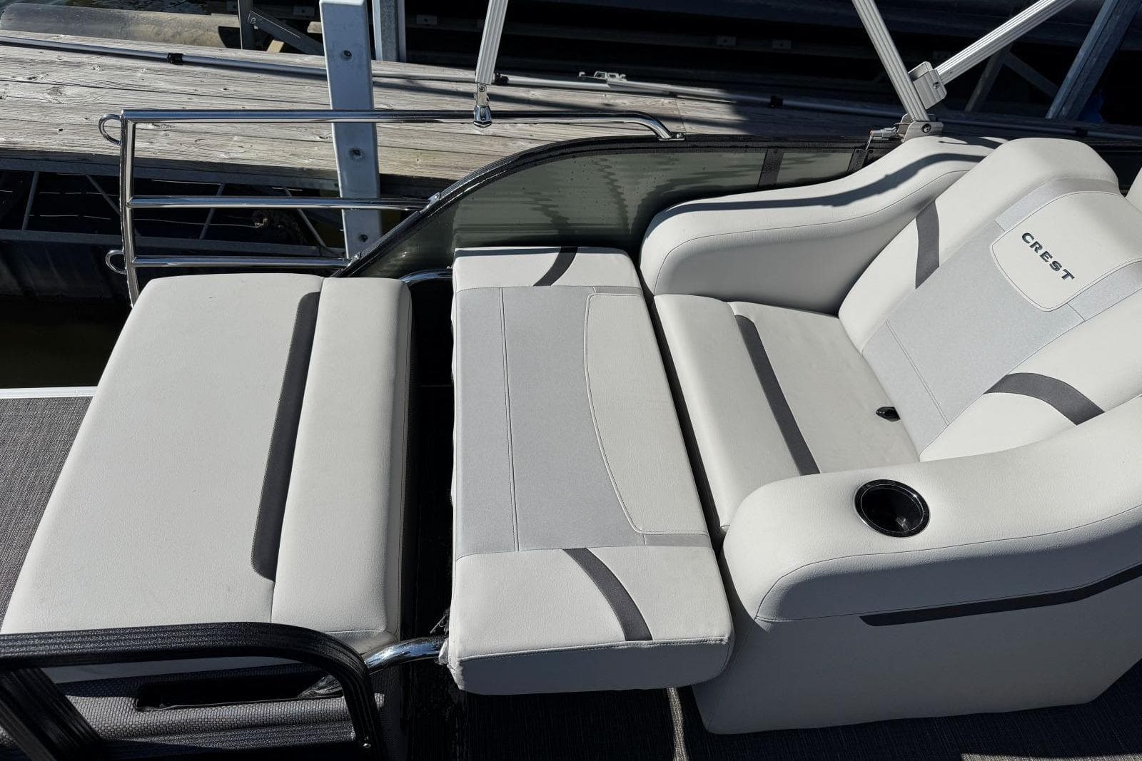 2024 Crest Classic LX 220 SLRC — Hendersonville, TN (photo 32)