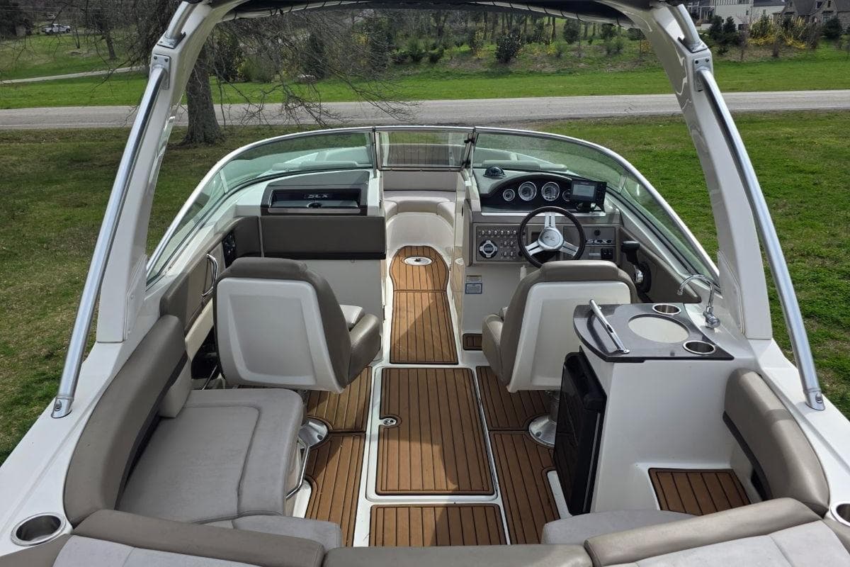 2011 Sea Ray SLX 250 — Franklin, TN (photo 12)
