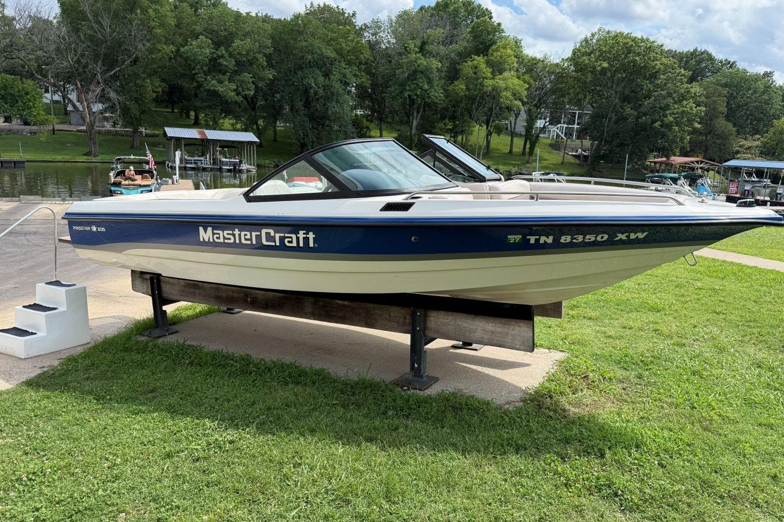 1994 MasterCraft Prostar 205 — Hendersonville, TN (photo 2)