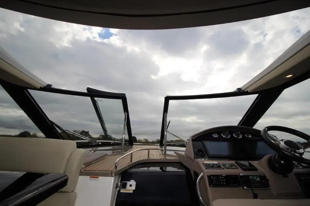 2016 Regal 46 Sport Coupe — Guntersville, TN (photo 23)