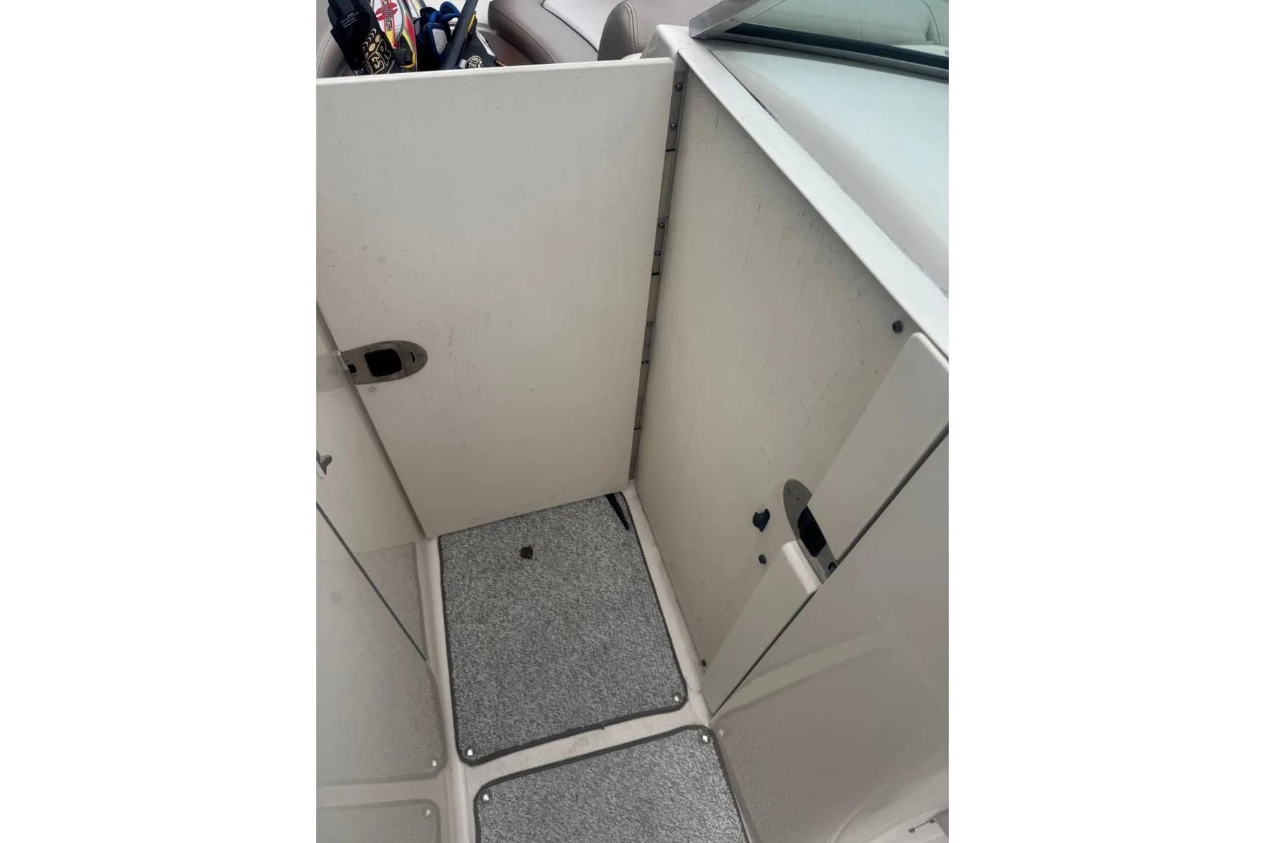 2003 Sea Ray 270 Sundeck — Hendersonville, TN (photo 24)