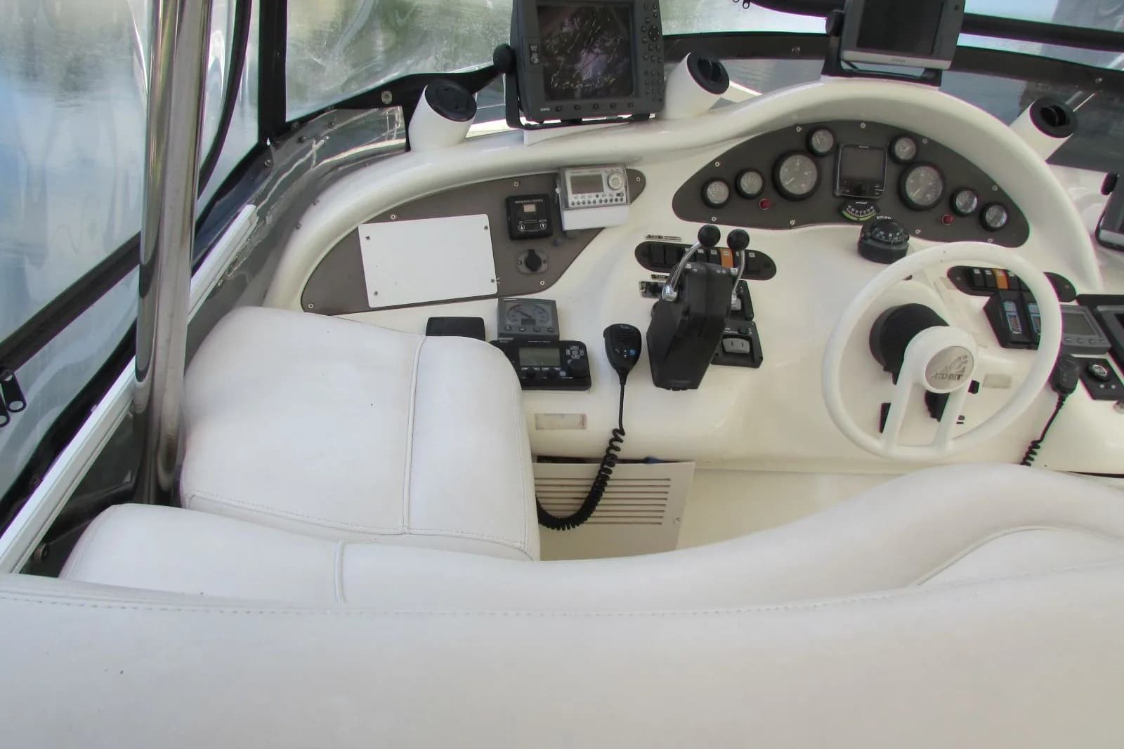 2003 Azimut 46E — Florence, TN (photo 16)