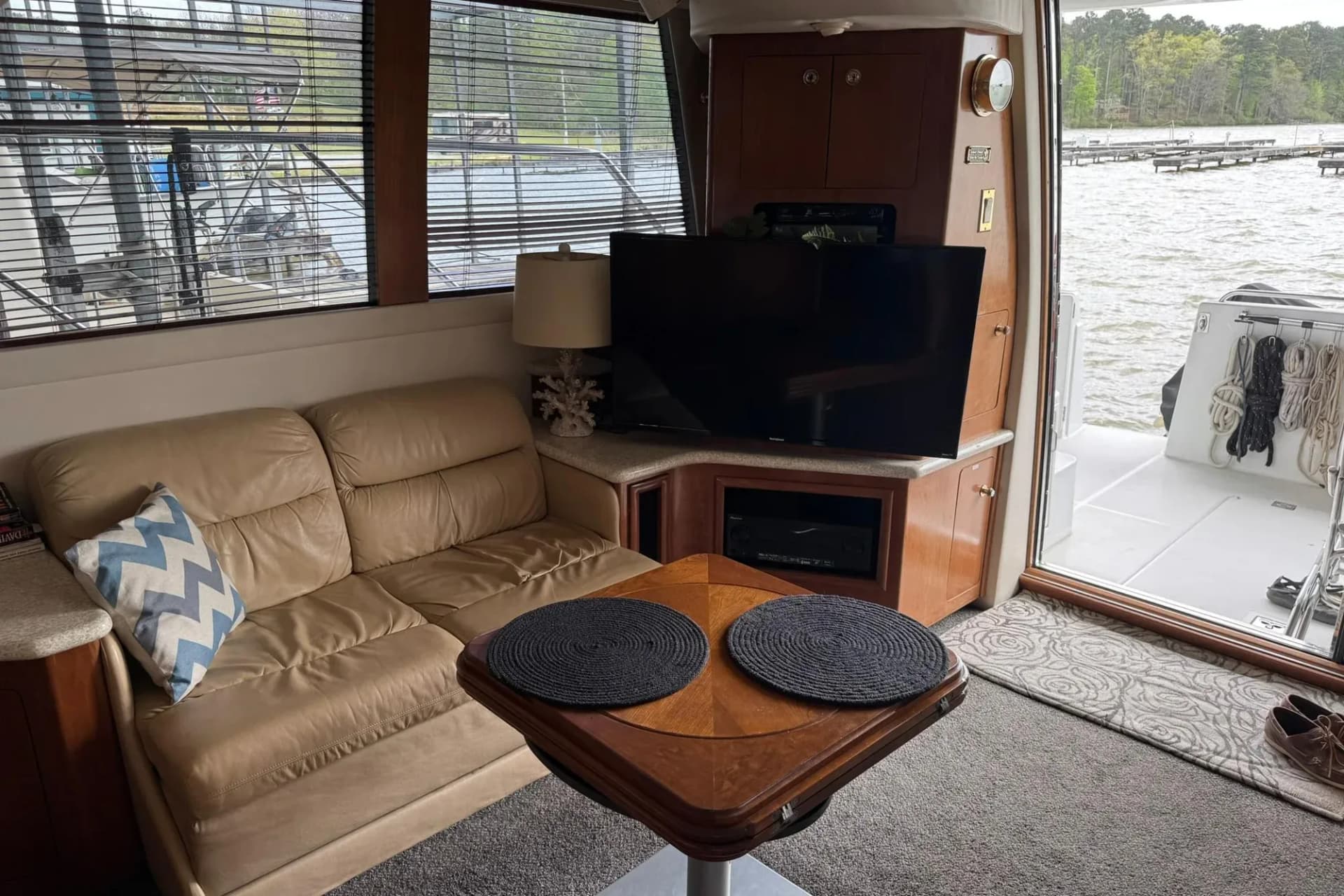 1999 Carver 450 Voyager Pilothouse — Fulton, MS (photo 30)