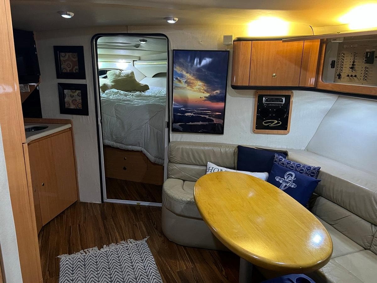 1999 Regal 402 — Hendersonville, TN (photo 31)