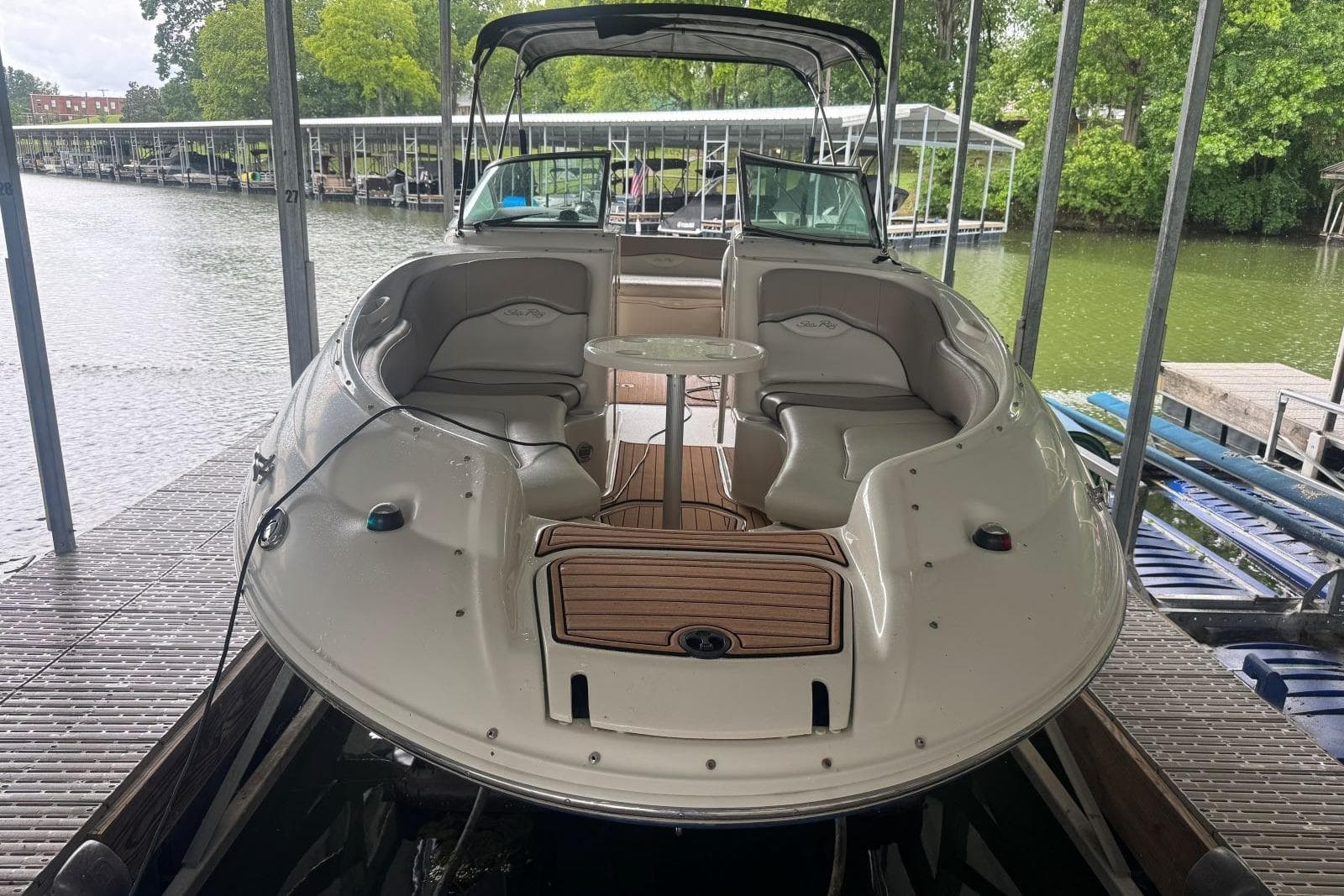 2004 Sea Ray 240 Sundeck — Old Hickory, TN (photo 2)