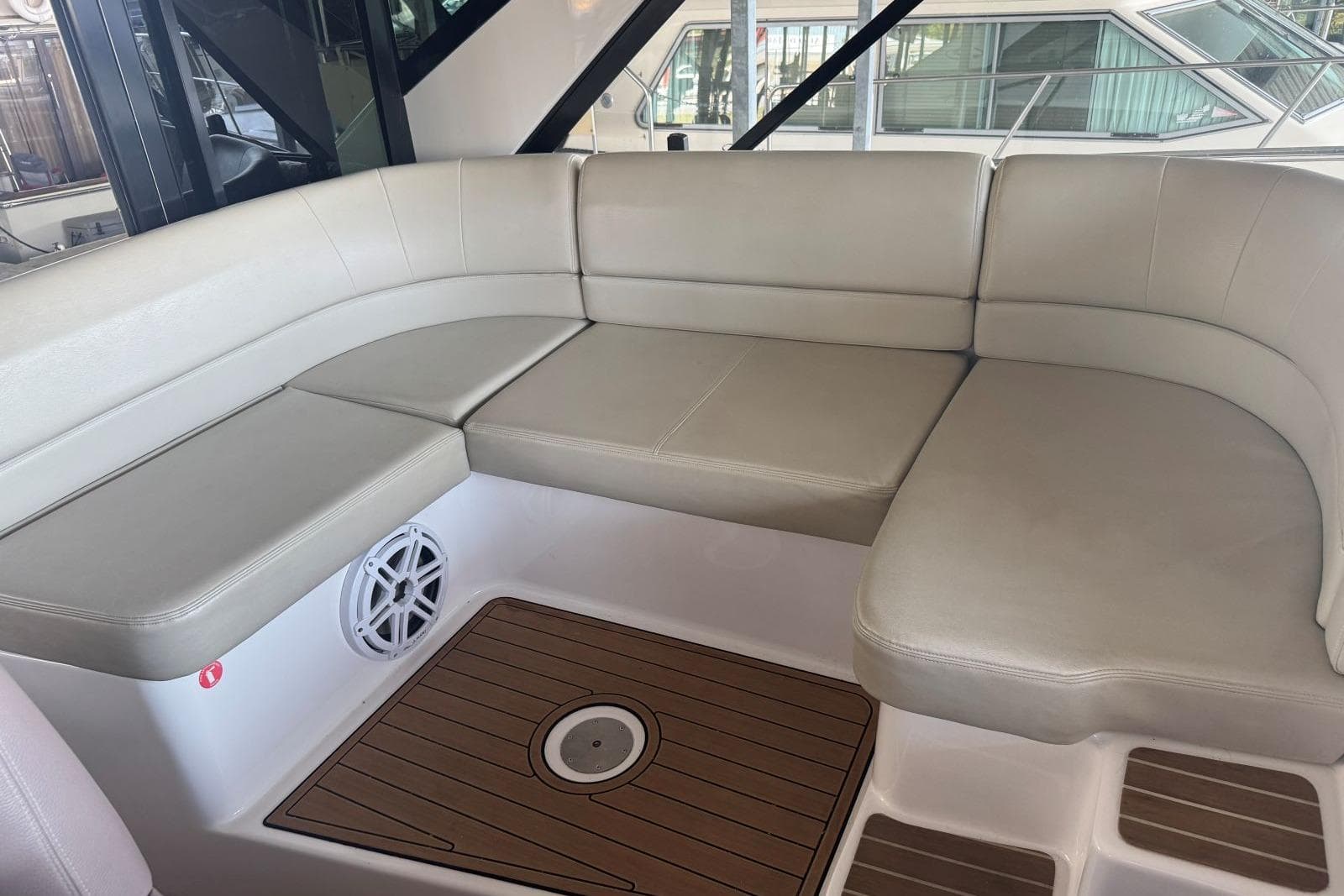 2016 Regal 46 Sport Coupe — Guntersville, TN (photo 20)