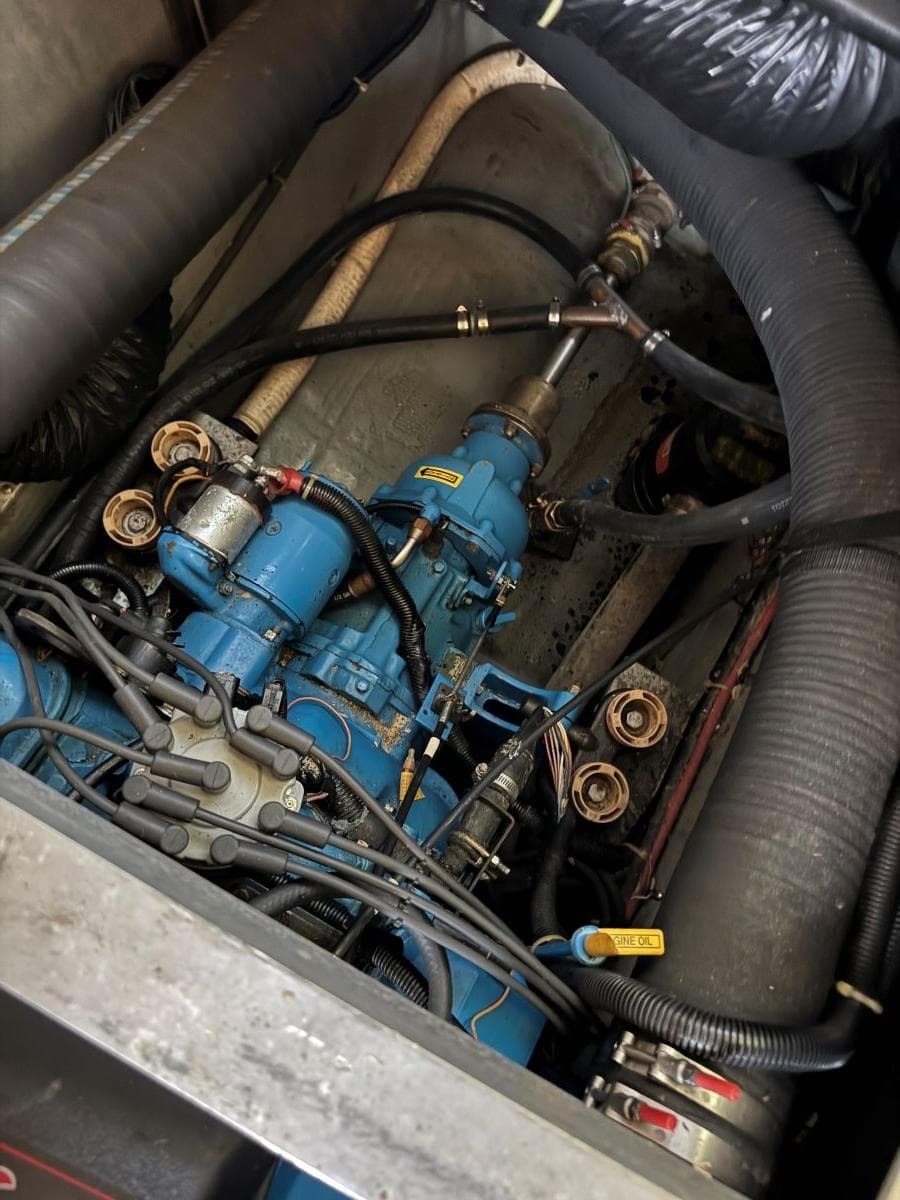 1994 Carver 350 Aft Cabin Motor Yacht — Gallatin, TN (photo 36)