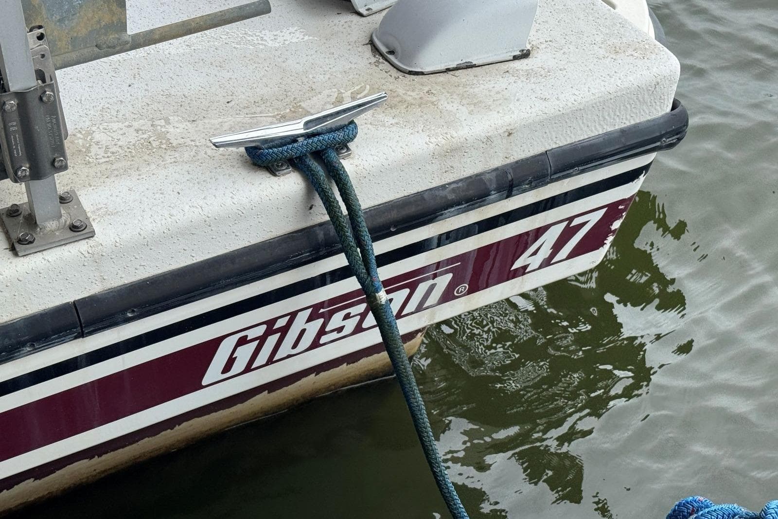 1998 Gibson 47 Sport — Hendersonville, TN (photo 57)