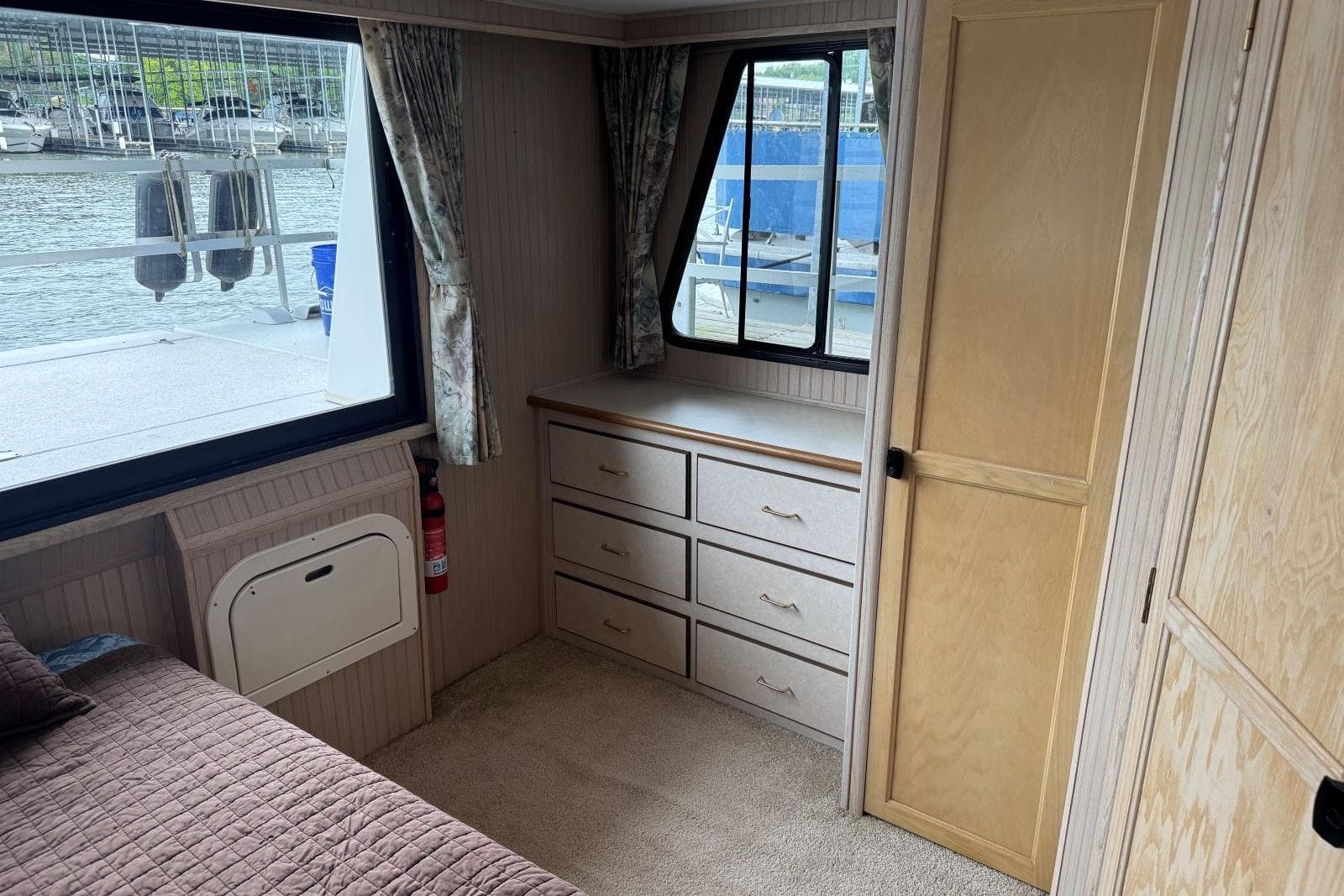 1998 Gibson 47 Sport — Hendersonville, TN (photo 39)