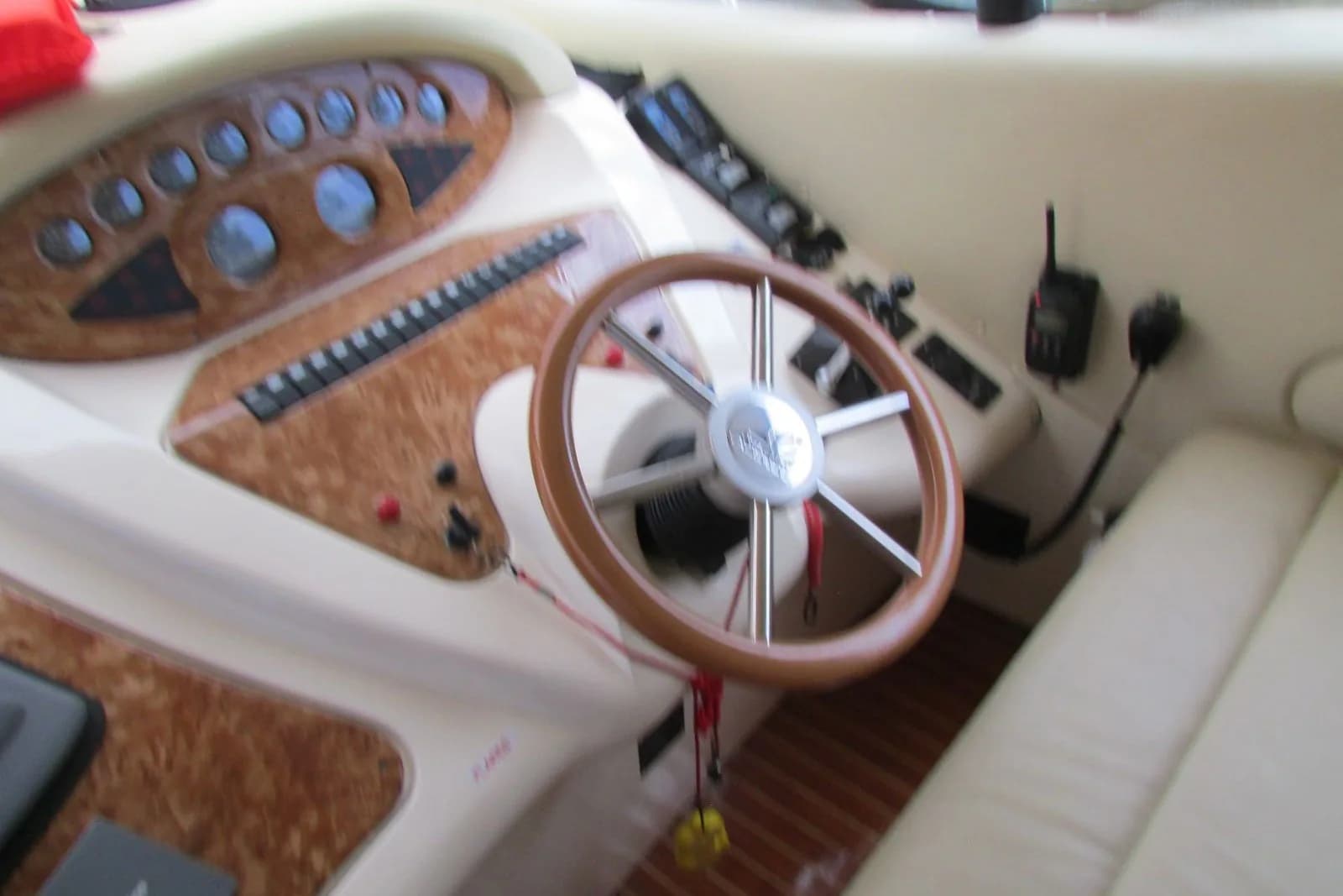 2003 Azimut 46E — Florence, TN (photo 29)