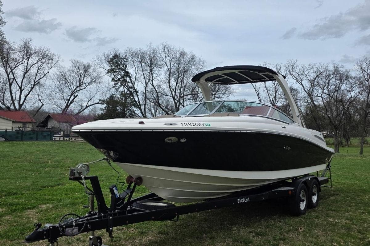 2011 Sea Ray SLX 250