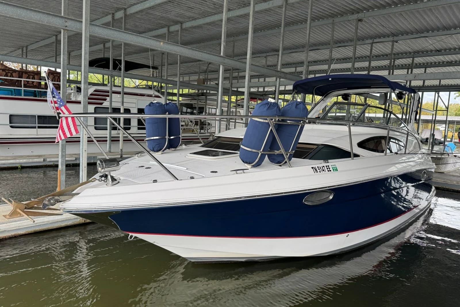 2006 Regal 3060 Window Express — Hendersonville, TN