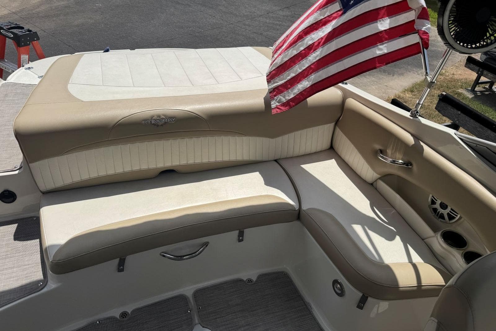 2017 Stingray 235 LR — Hendersonville, TN (photo 15)