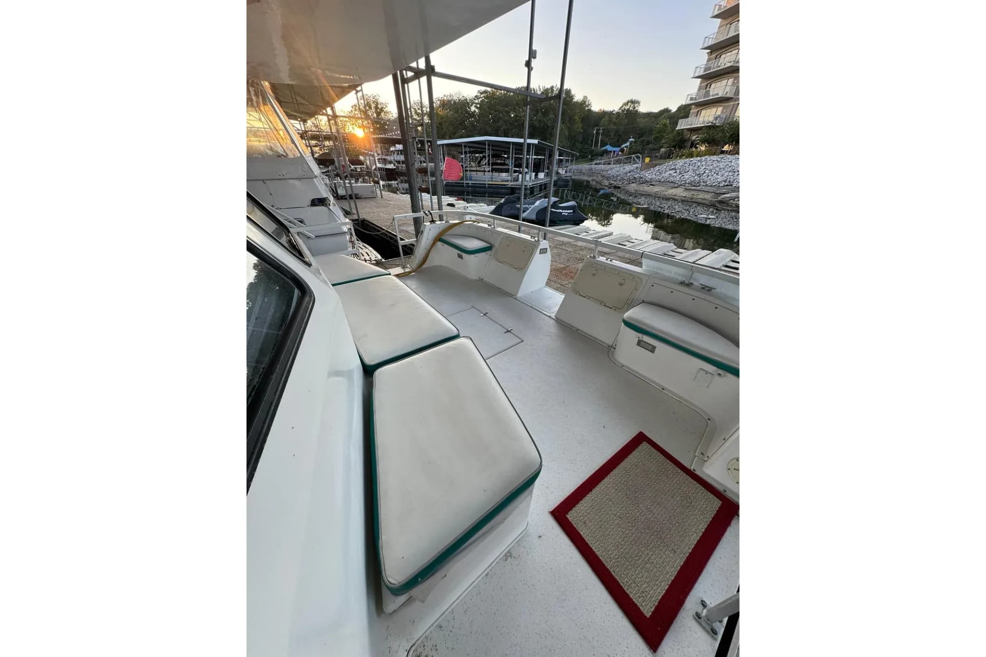 1996 Gibson 50 Cabin Yacht — Iuka, MS (photo 16)