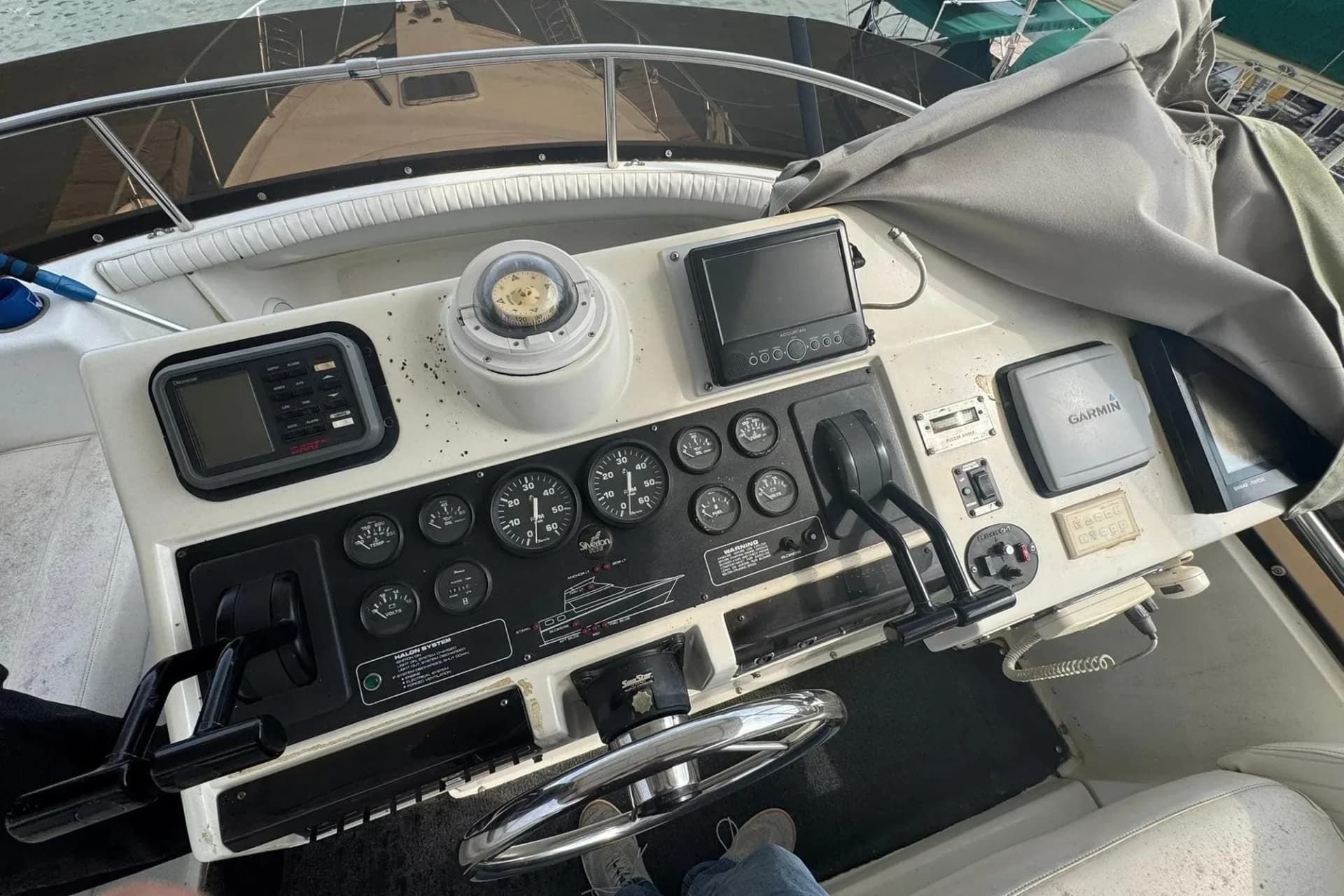1996 Silverton 34 Motor Yacht — Fulton, MS (photo 13)