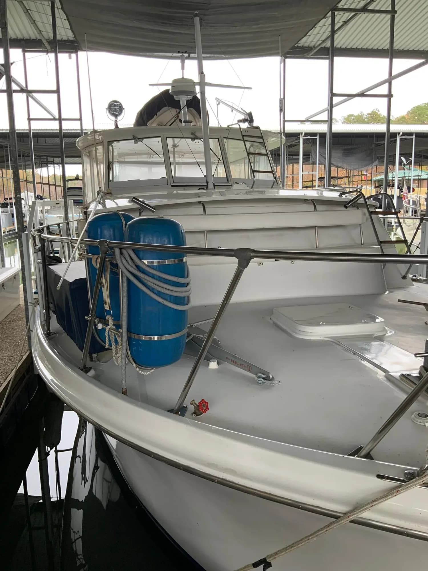 1969 Hatteras 41 Twin Cabin — Iuka, MS (photo 9)