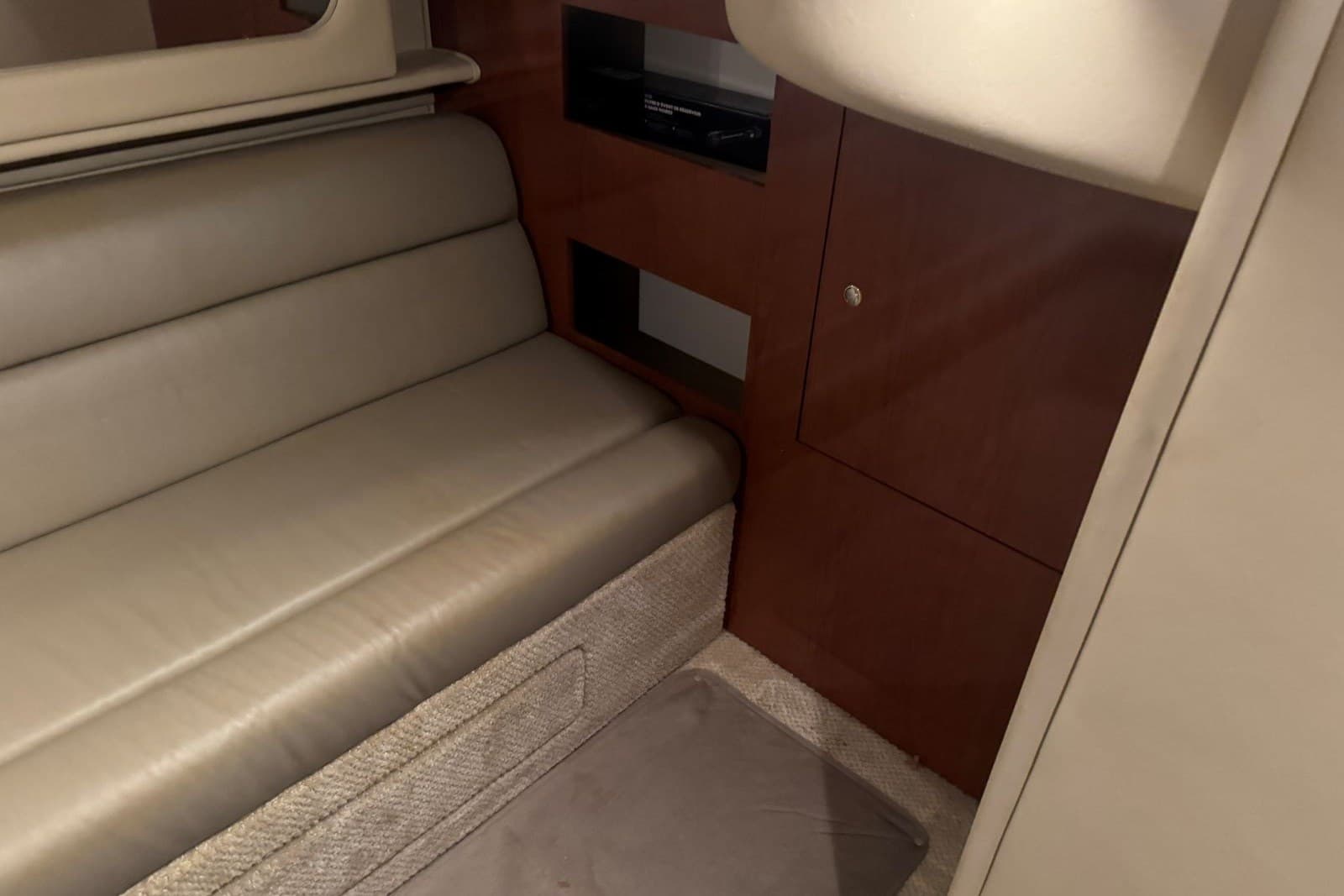2003 Sea Ray 410 Sundancer — Hendersonville, TN (photo 51)