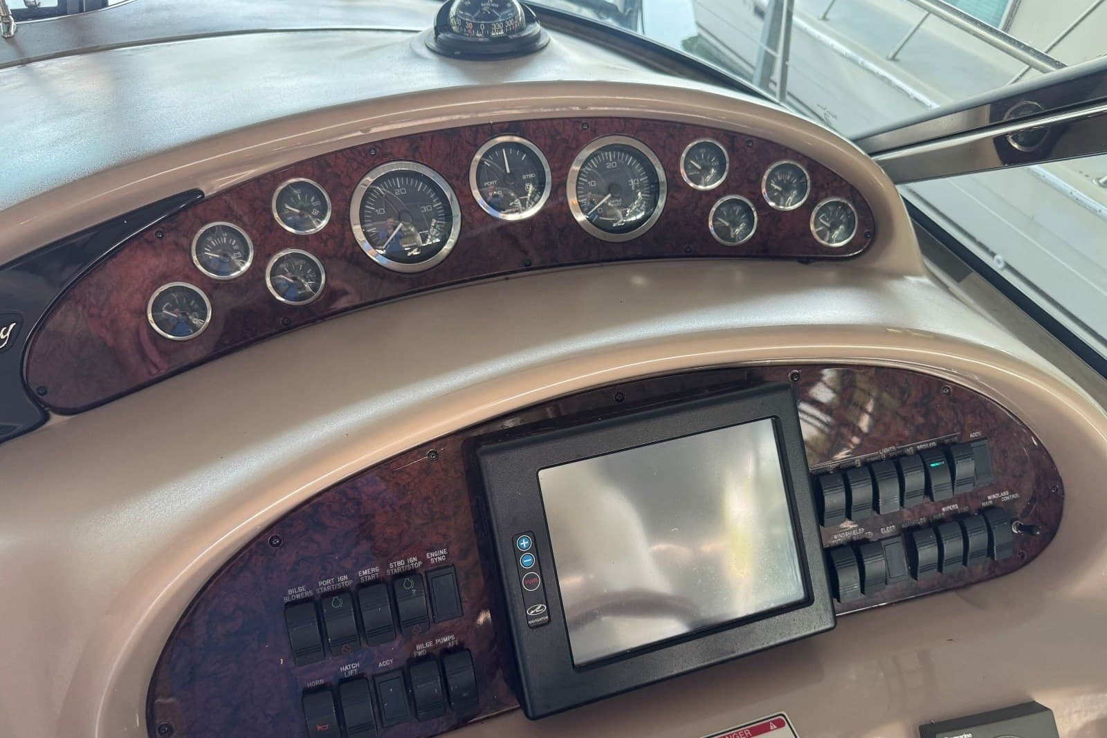 2003 Sea Ray 410 Sundancer — Hendersonville, TN (photo 30)