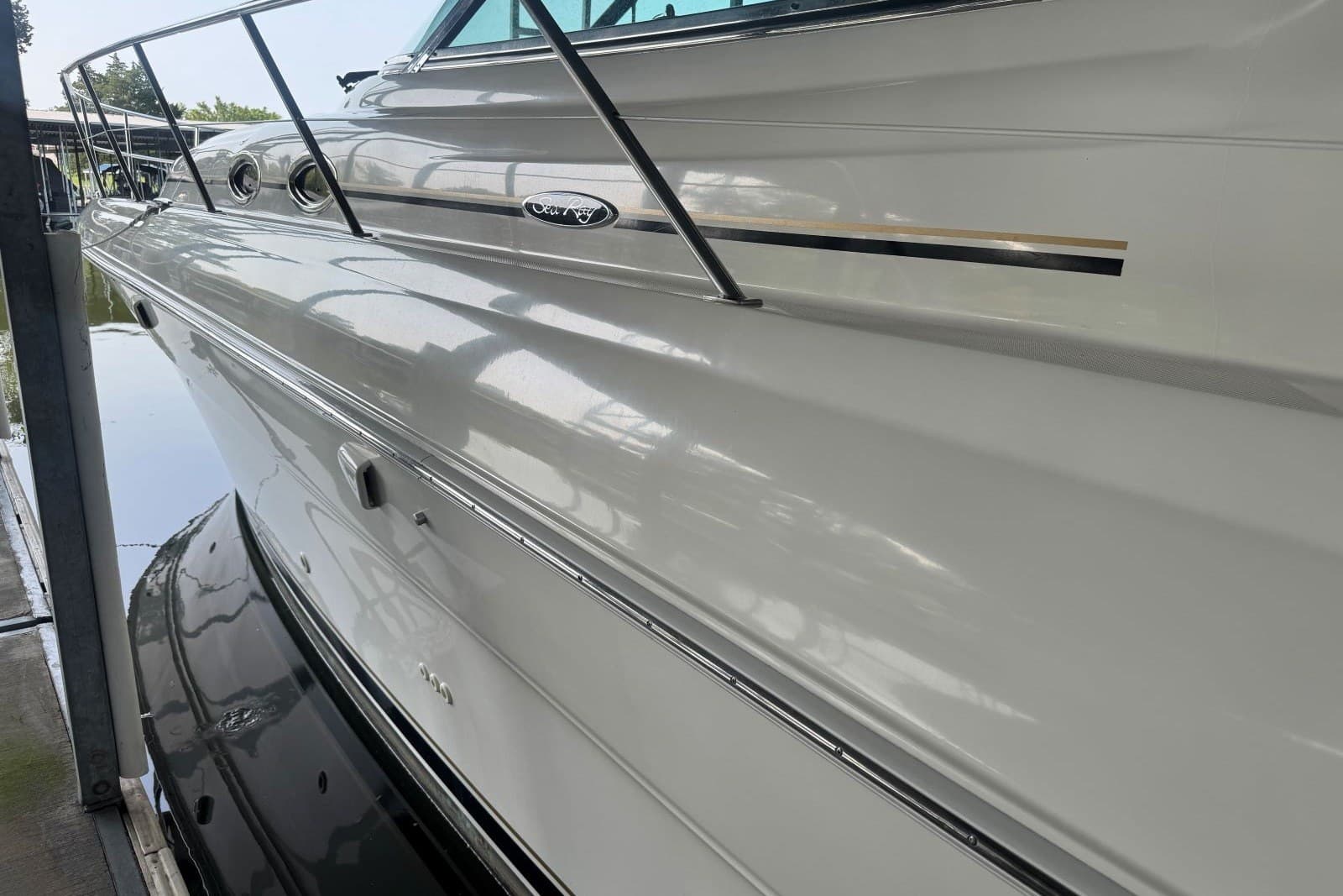 2003 Sea Ray 410 Sundancer — Hendersonville, TN (photo 9)