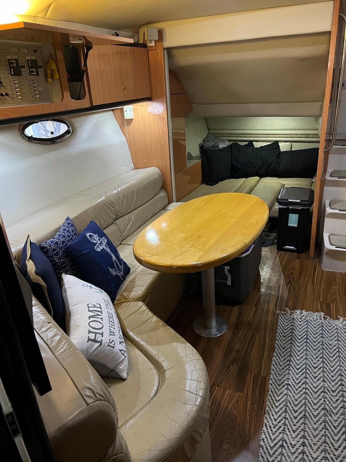 1999 Regal 402 — Hendersonville, TN (photo 28)