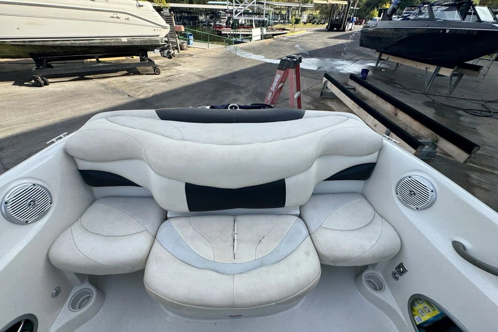2010 Tahoe Q4 SF — Hendersonville, TN (photo 12)