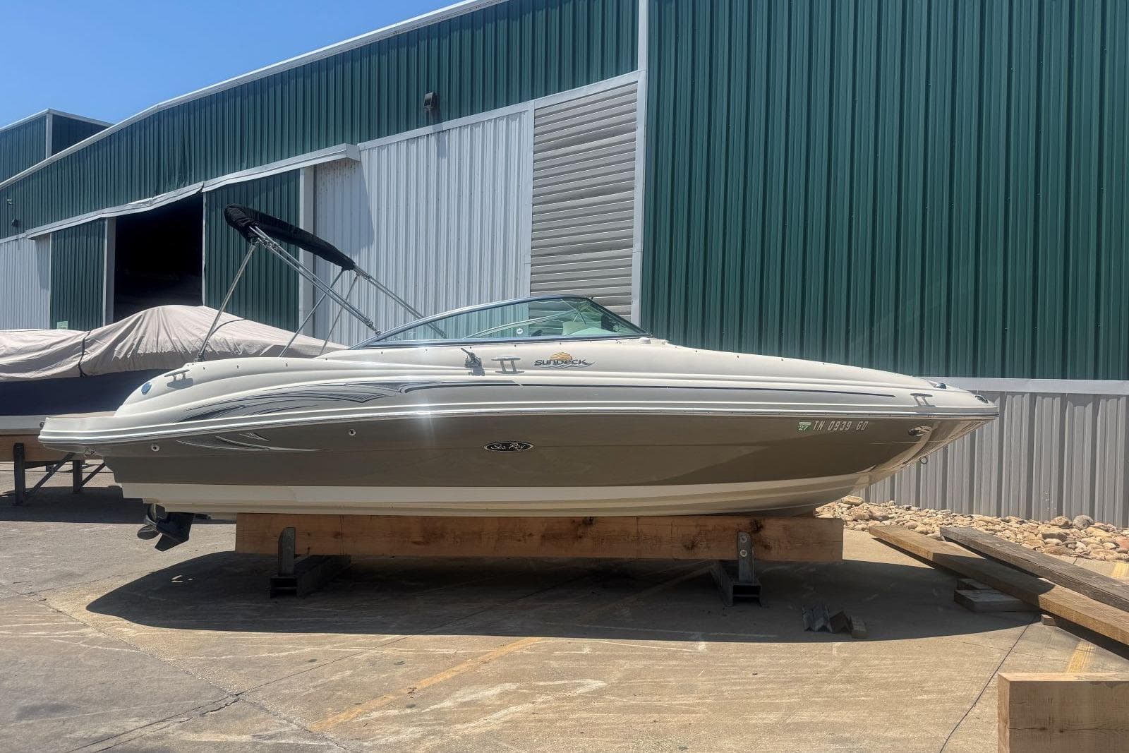 2006 Sea Ray 220 Sundeck — Hendersonville, TN (photo 4)