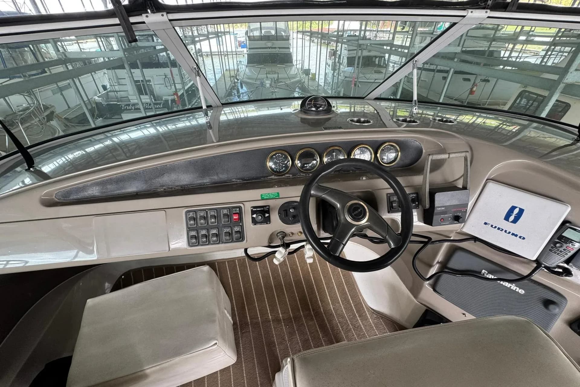 1999 Carver 450 Voyager Pilothouse — Fulton, MS (photo 24)
