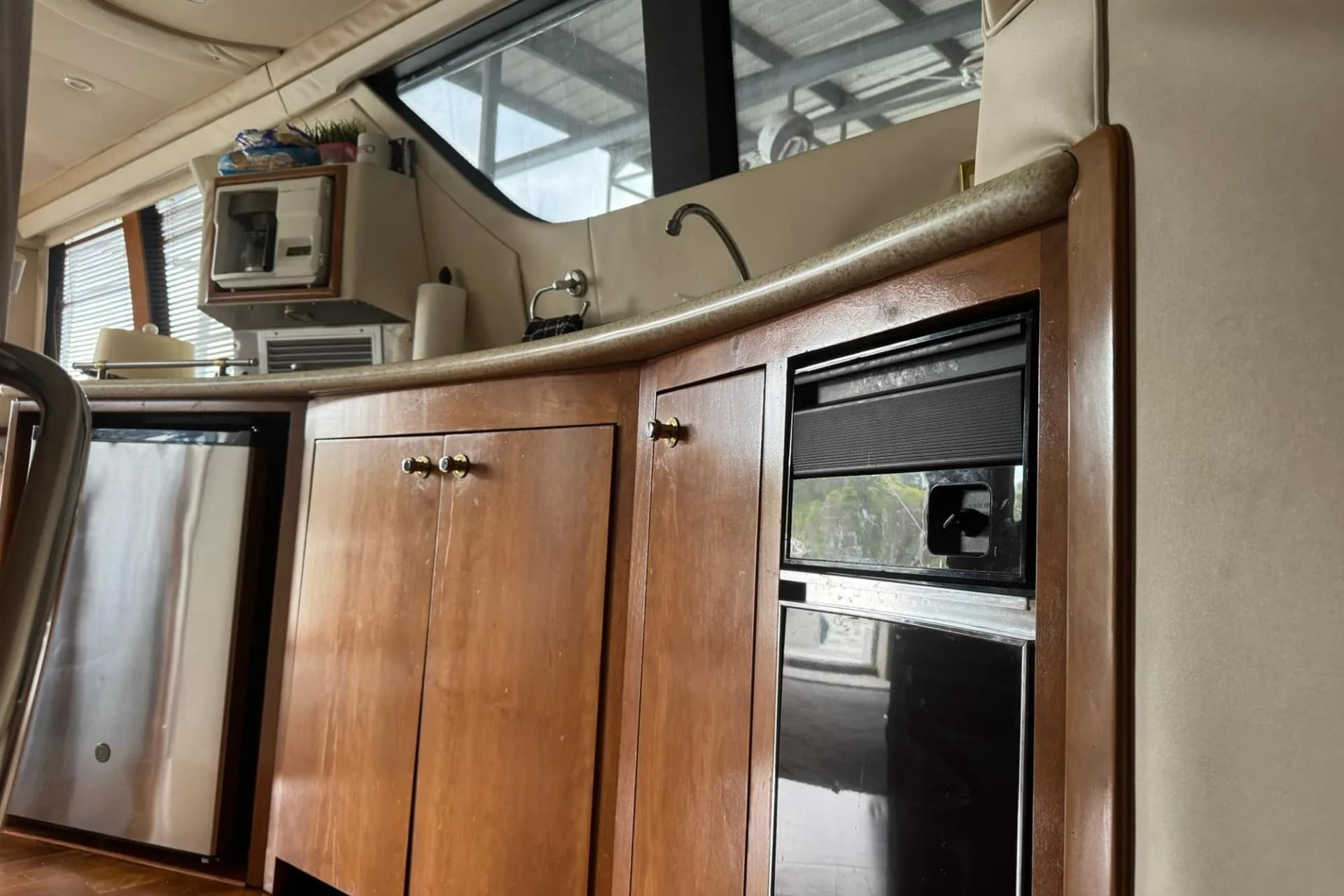 1999 Carver 450 Voyager Pilothouse — Fulton, MS (photo 34)