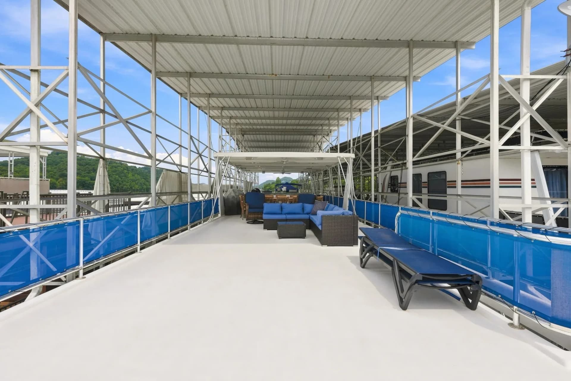 2023 Sumerset 18 x 77 LUX — Granville, TN (photo 19)