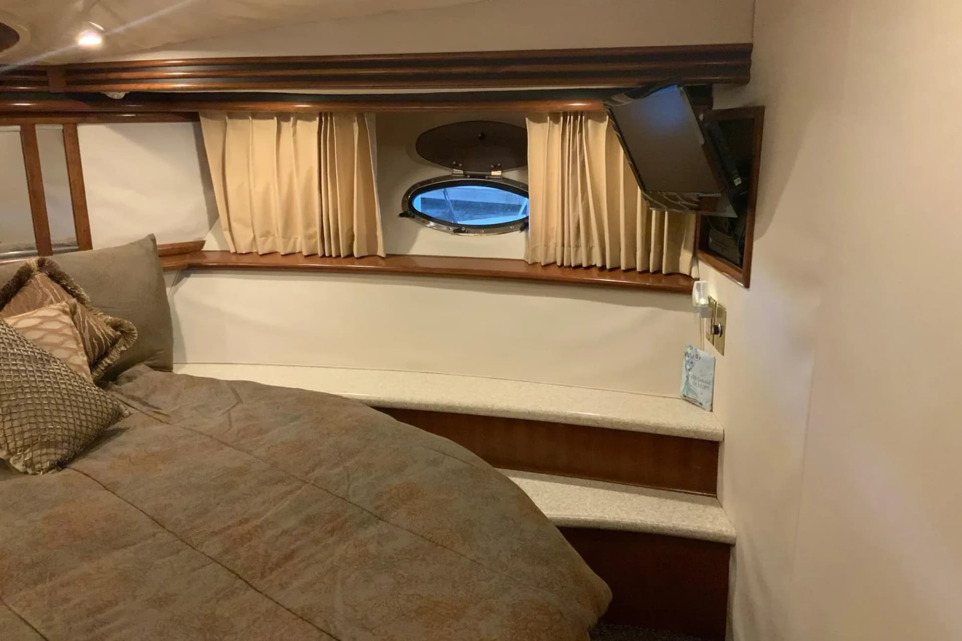 1999 Carver 450 Voyager Pilothouse — Fulton, MS (photo 61)