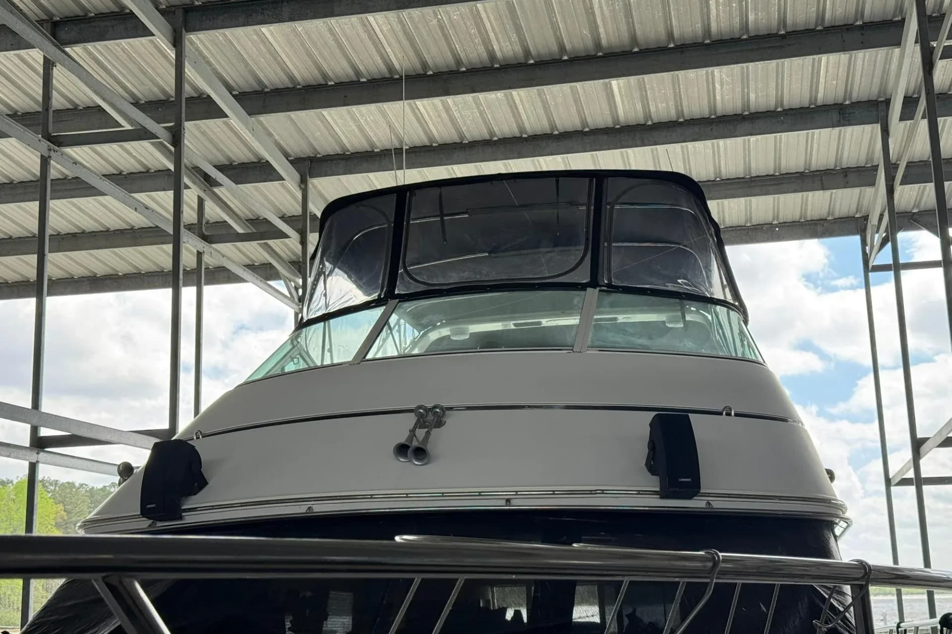 1999 Carver 450 Voyager Pilothouse — Fulton, MS (photo 11)