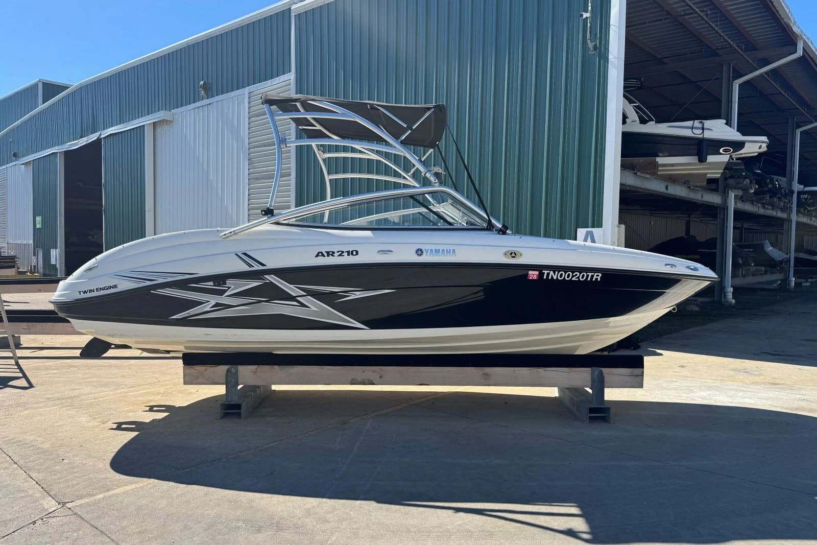 2011 Yamaha Boats AR210 — Hendersonville, TN (photo 7)