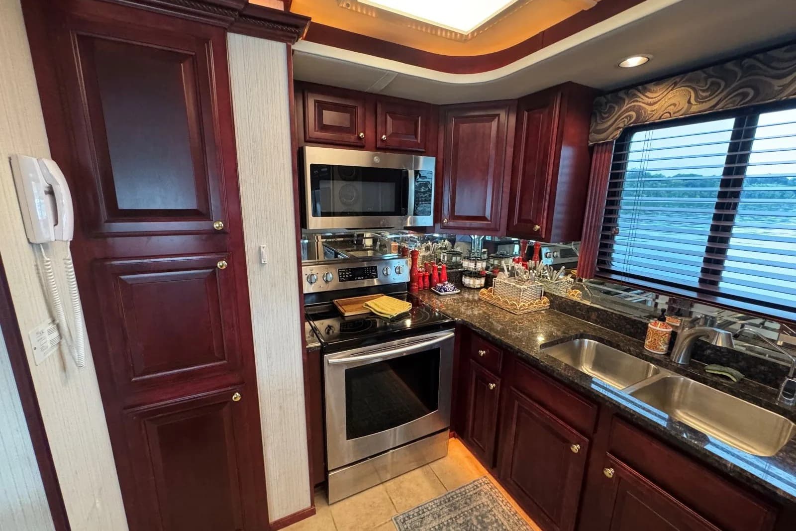 2005 Sumerset 16'6" X 63 — Old Hickory, TN (photo 56)