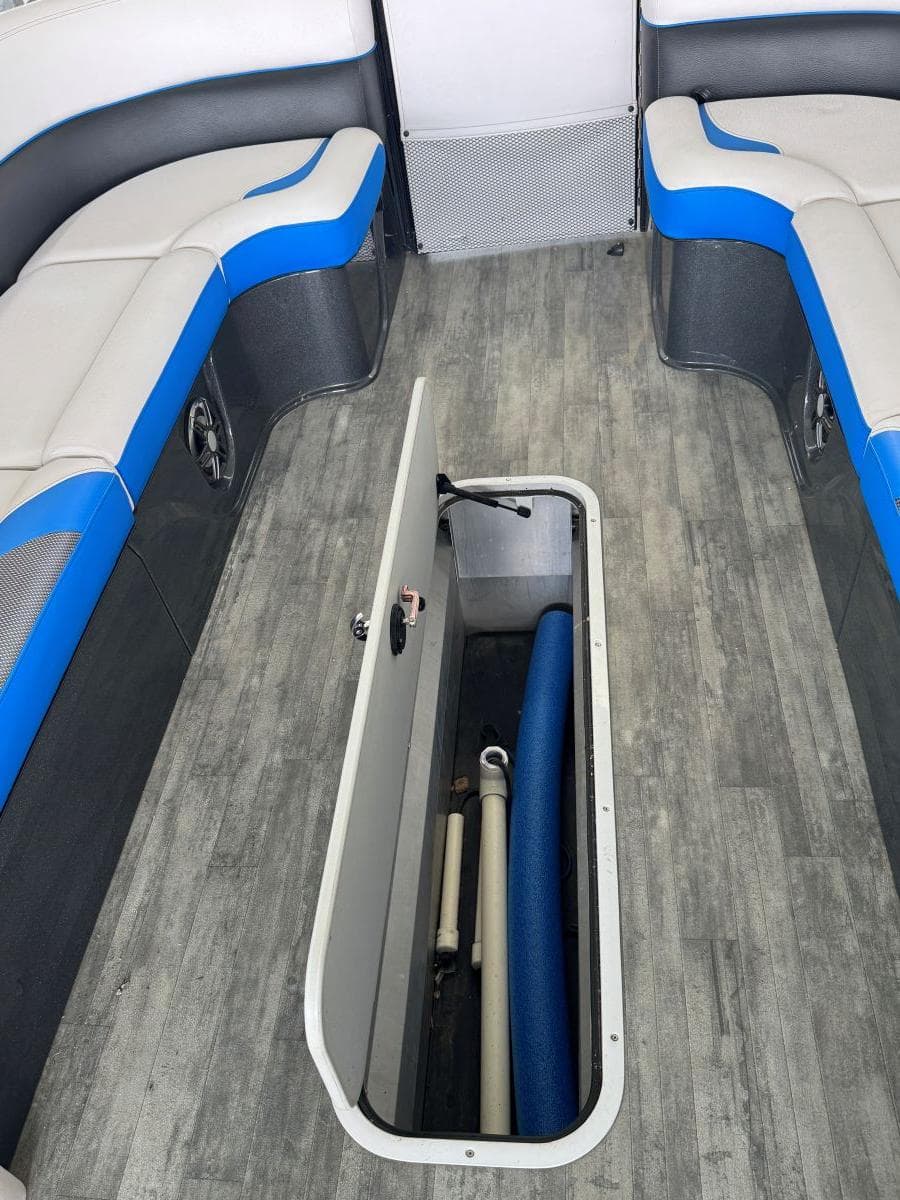 2022 Crest Caribbean RS 250 SLRC — Mt Juliet, TN (photo 35)