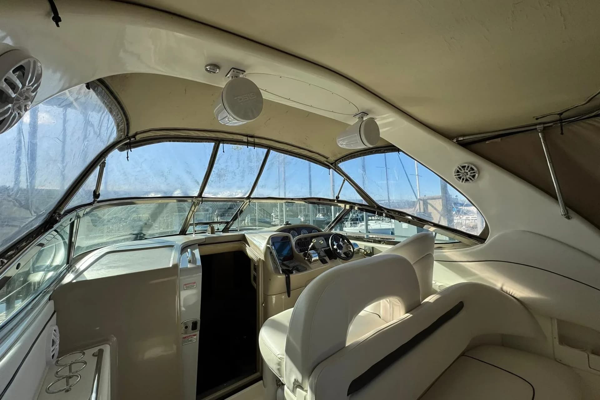 2005 Sea Ray 360 Sundancer — Iuka, MS (photo 5)
