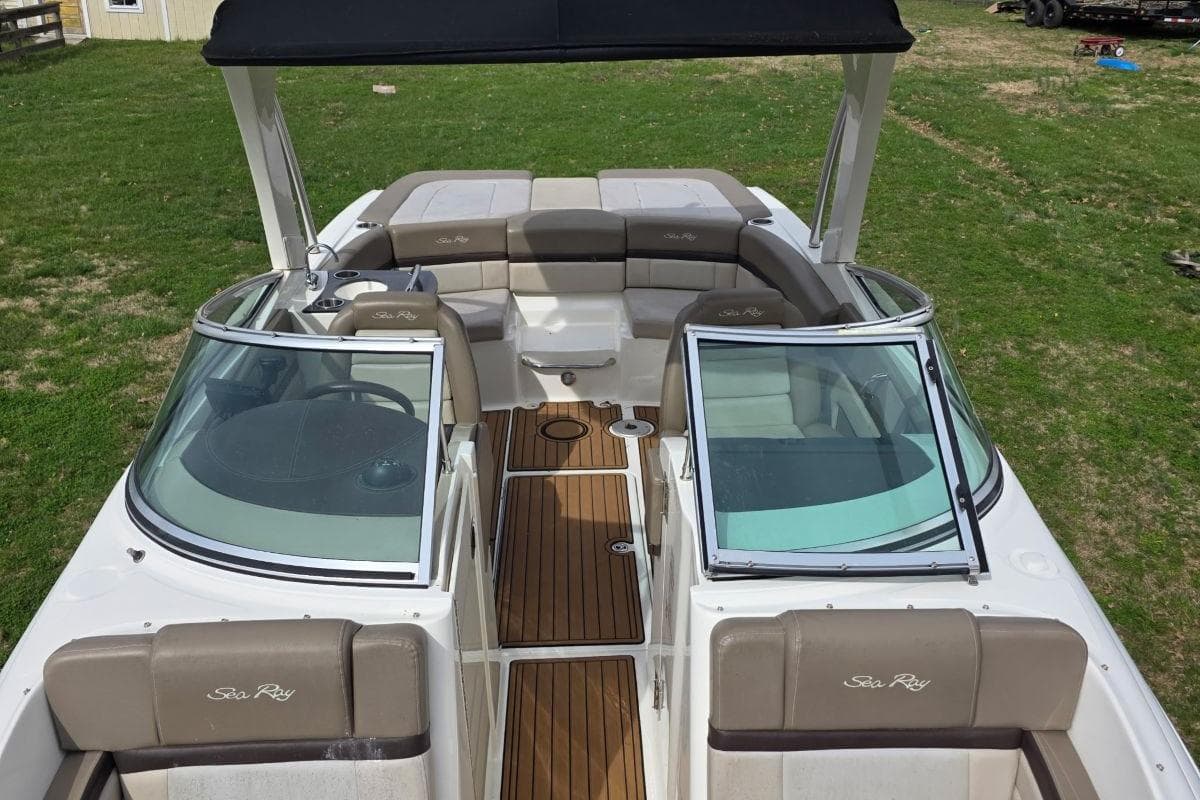 2011 Sea Ray SLX 250 — Franklin, TN (photo 13)